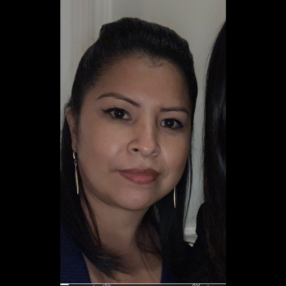 Meet your Posher, Cristina